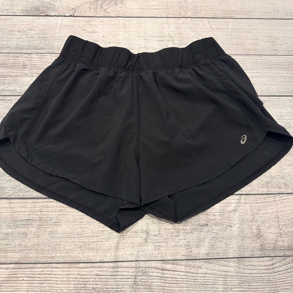 Women’s Asics running shorts XL